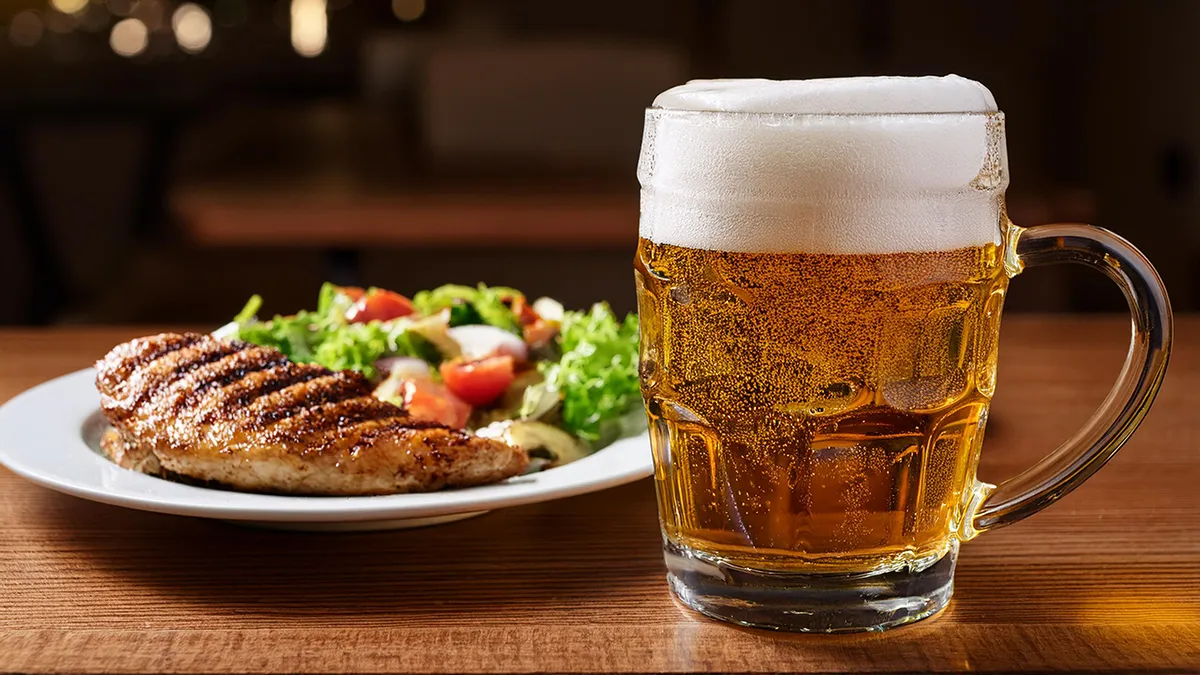 Cervejas artesanais: como harmonizar com diferentes carnes no churrasco