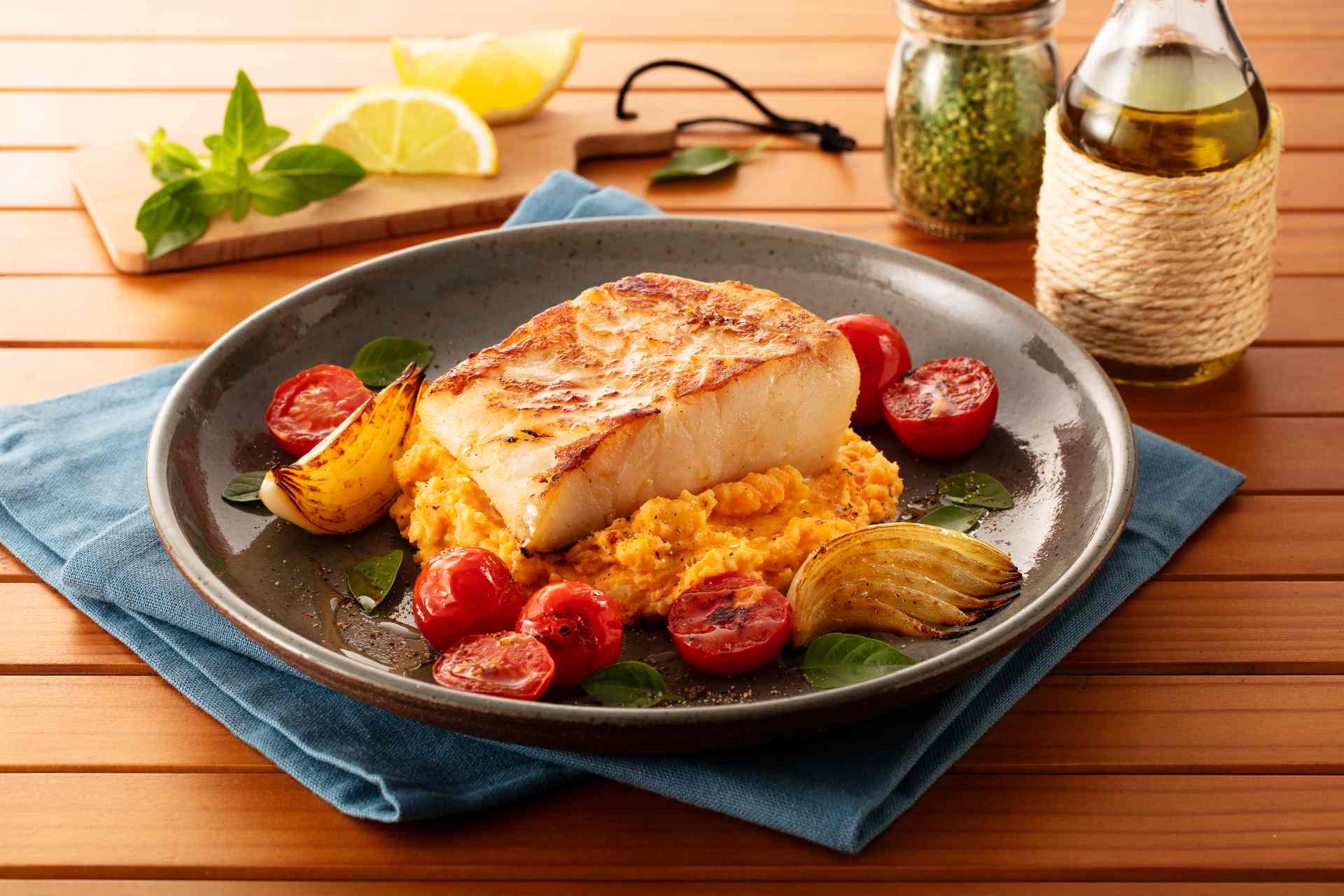 Pescada Amarela Grelhada com Purê de Cenoura