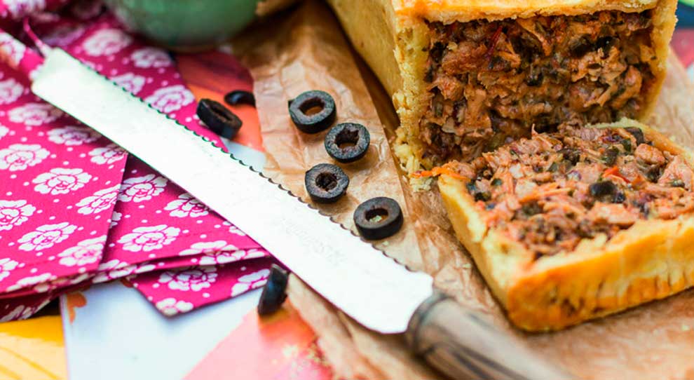 Empadão de Frango Com Requeijão