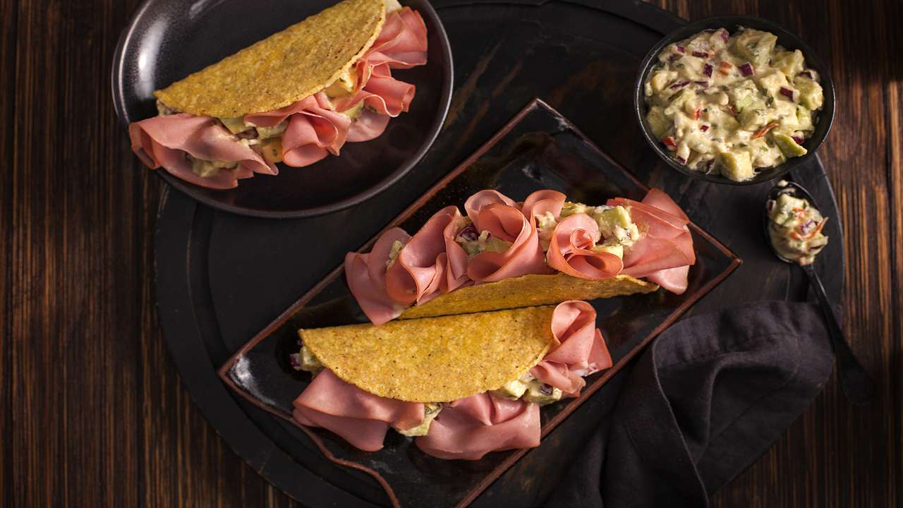 Sanduíche de Mortadela Defumada com Guacamole