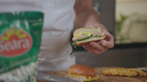 Sanduíche de frango crocante