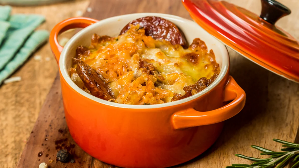 Arroz de Forno com Linguiça Calabresa