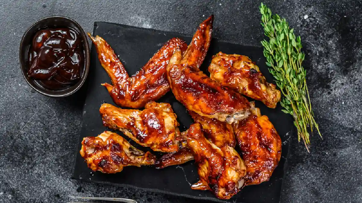 Como temperar asinha de frango para churrasco? 5 dicas imperdíveis