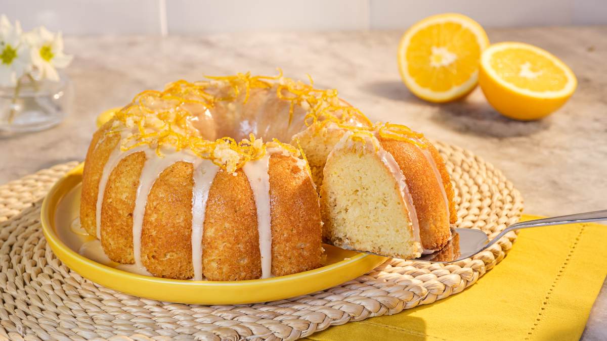 Com uma laranja com casca dá para fazer esse bolo delicioso