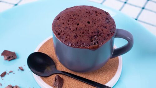 Brownie de caneca: prepare a receita em menos de 5 minutos!