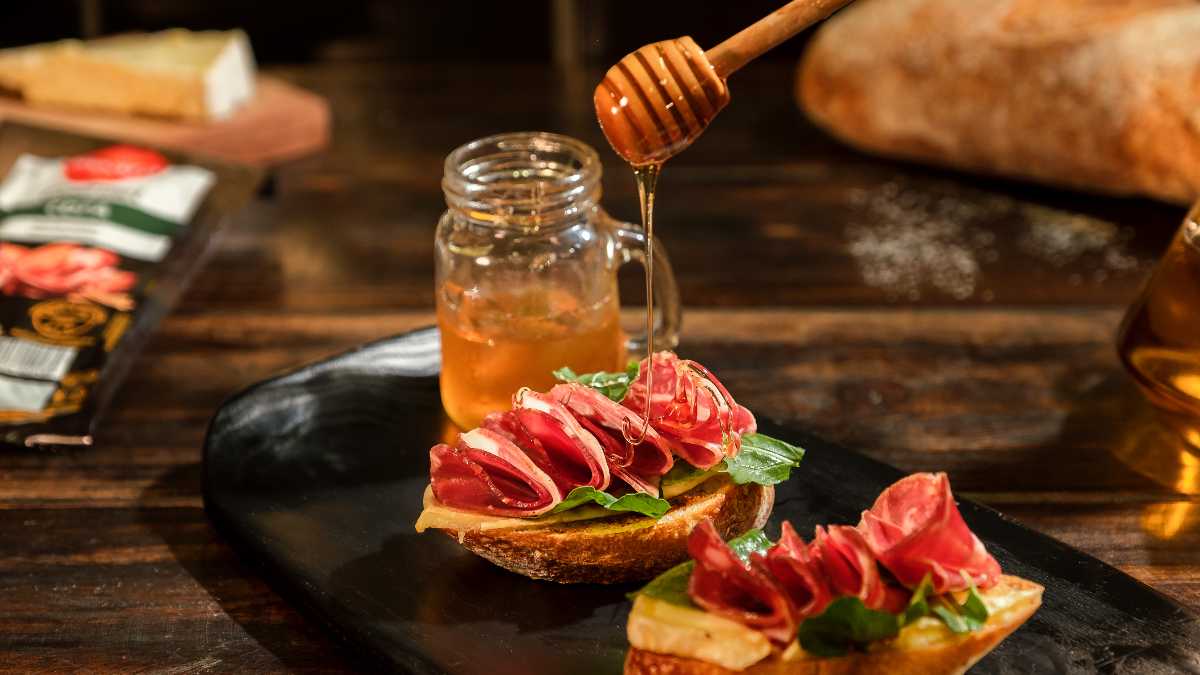 6 sabores de bruschetta para servir como entrada ou aperitivo
