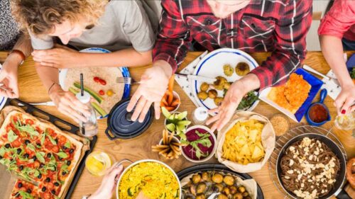 Cardápio vegano para receber os amigos no happy hour em casa