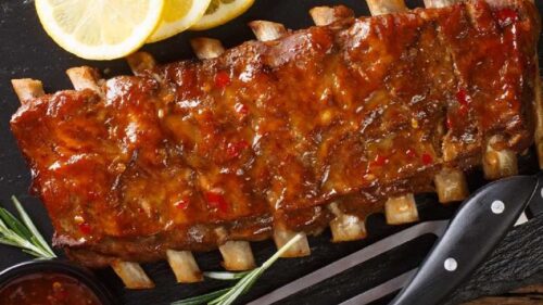 Costelinha barbecue: 10 acompanhamentos saborosos para o prato