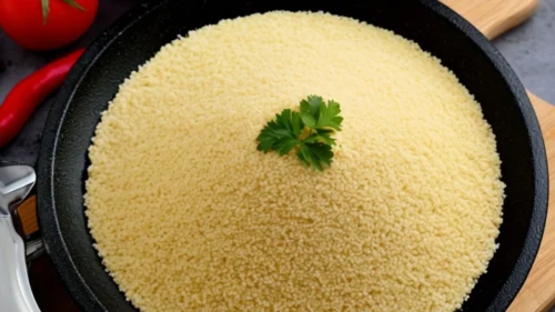 Esse cuscuz de frigideira é o café da manhã que você precisa; veja a receita!