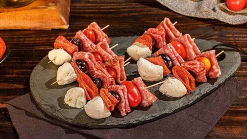 10 petiscos frios para o happy hour em dias quentes