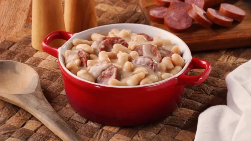 Feijão Branco com Linguiça Calabresa