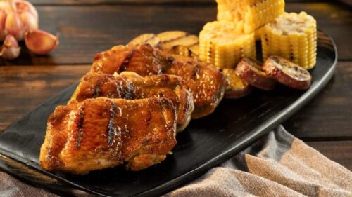 Filé de coxa e sobrecoxa na churrasqueira: 4 dicas para acertar no preparo