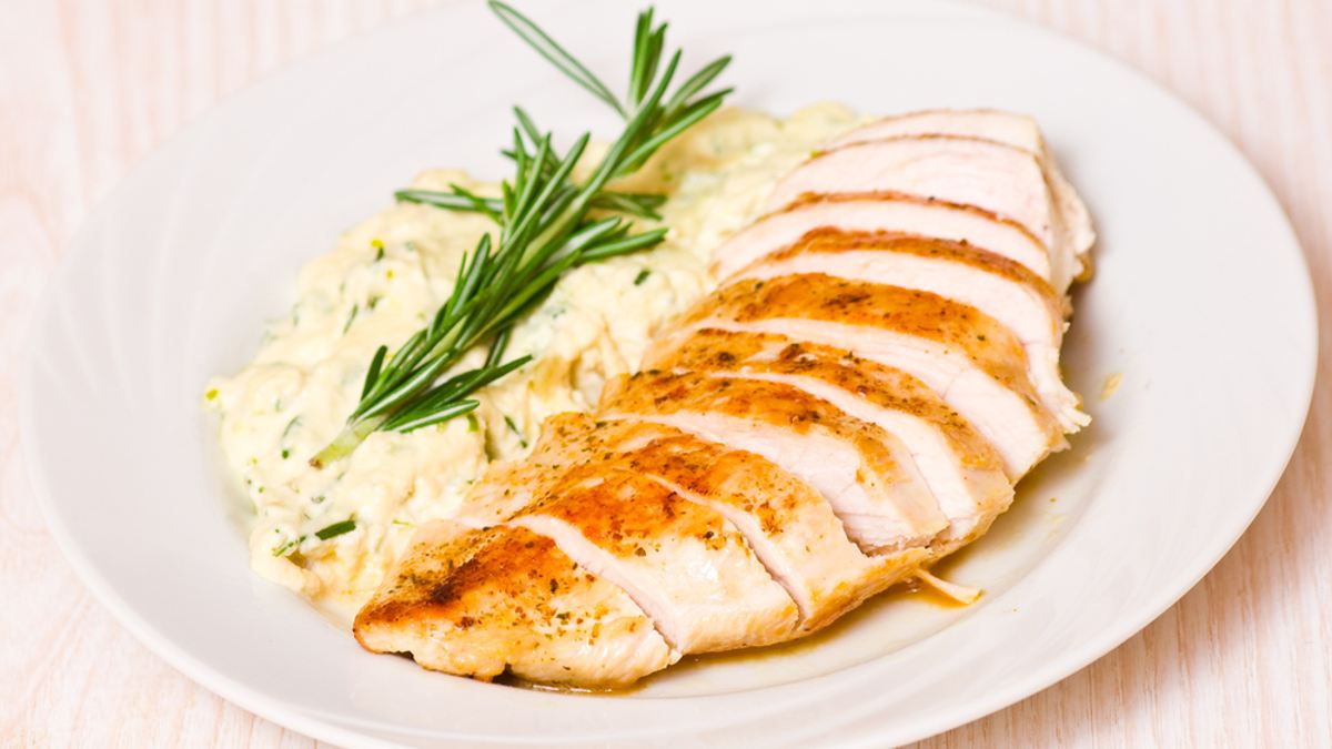 Filé de Frango com Creme de Milho