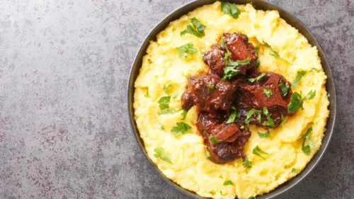 Receitas de polenta cremosa para acompanhar carnes