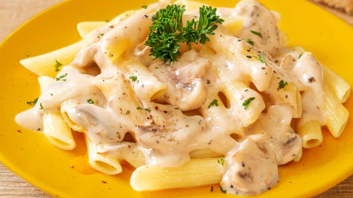 Molho branco para macarrão: aprenda diferentes formas de fazer a receita