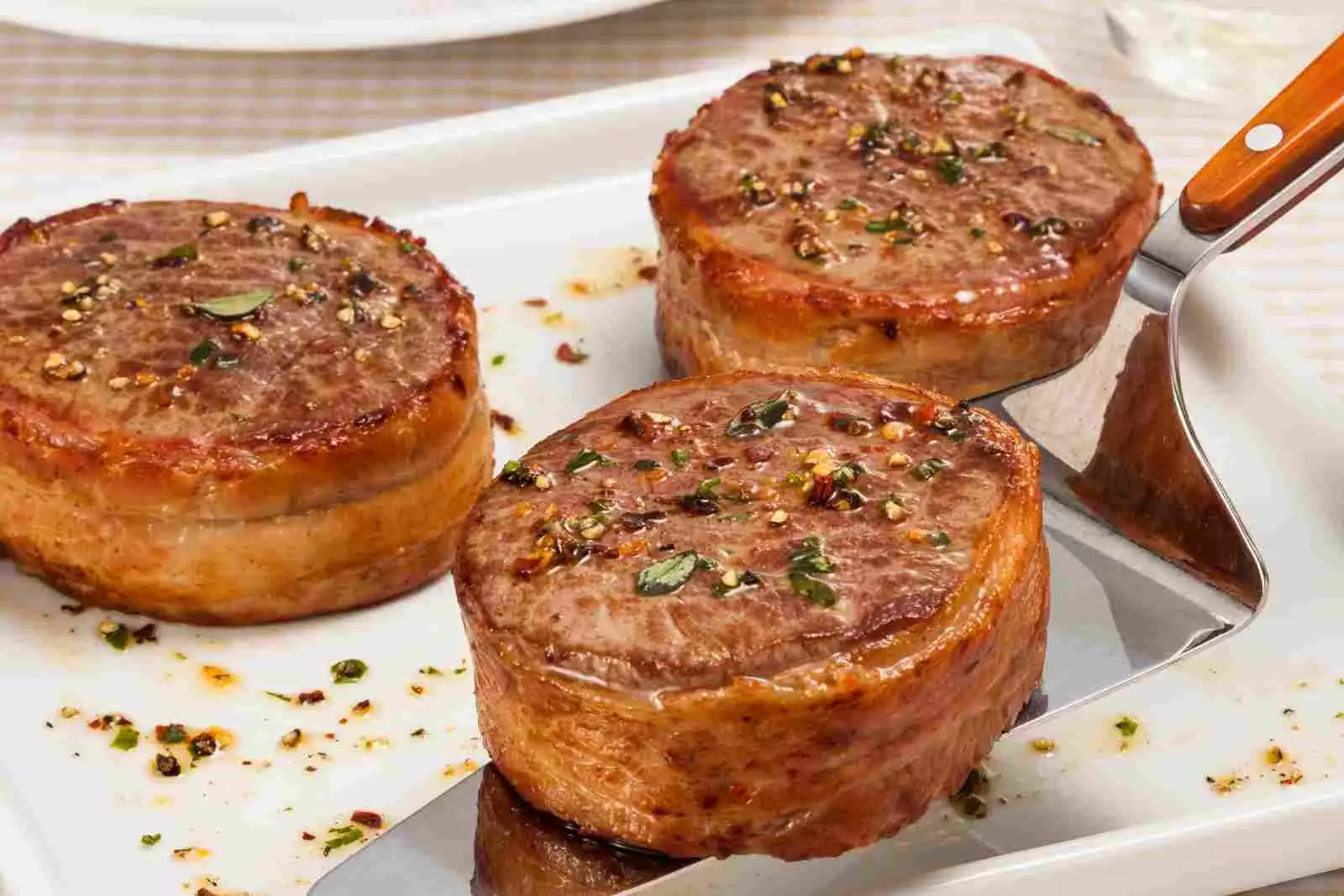 Como fazer medalhão de filé mignon? Confira as dicas