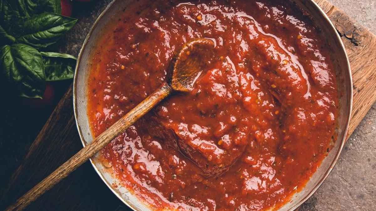 5 dicas para fazer molho de tomate caseiro simples e delicioso