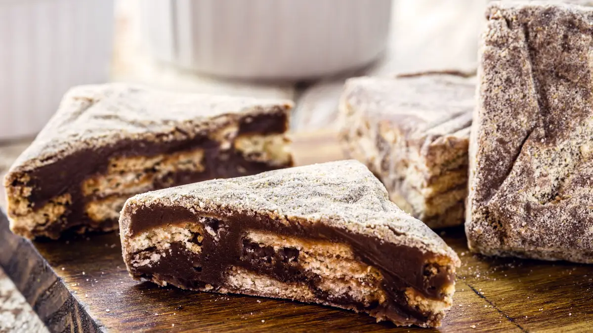 Sobremesa preguiçosa e deliciosa: aprenda como fazer palha italiana de panela 