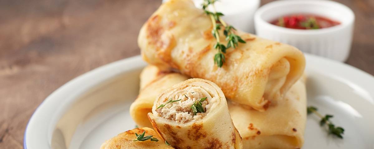 Panqueca de Cenoura Recheada Com Frango