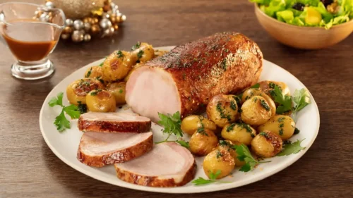 Como fazer pernil assado suculento para o Natal