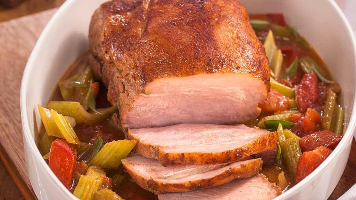 Como fazer pernil na panela de pressão