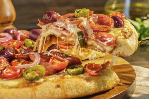 Pizza fácil: da massa ao recheio, 5 dicas para o preparo