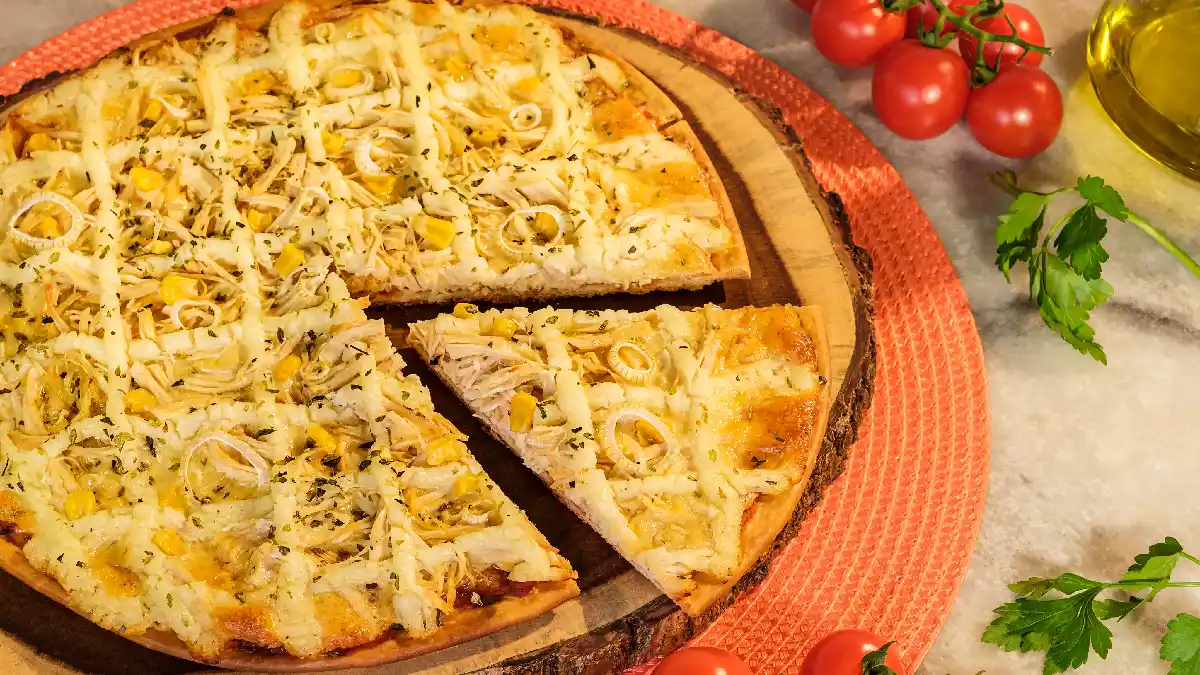 11 receitas com frango desfiado para lanches práticos