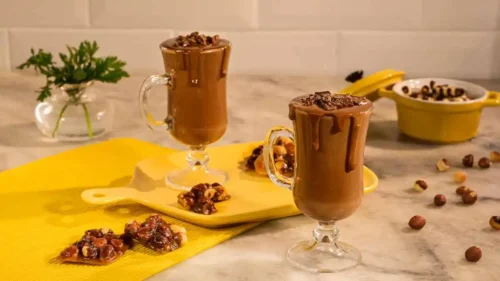 Receita de chocolate quente cremoso para aquecer o corpo nos dias frios!