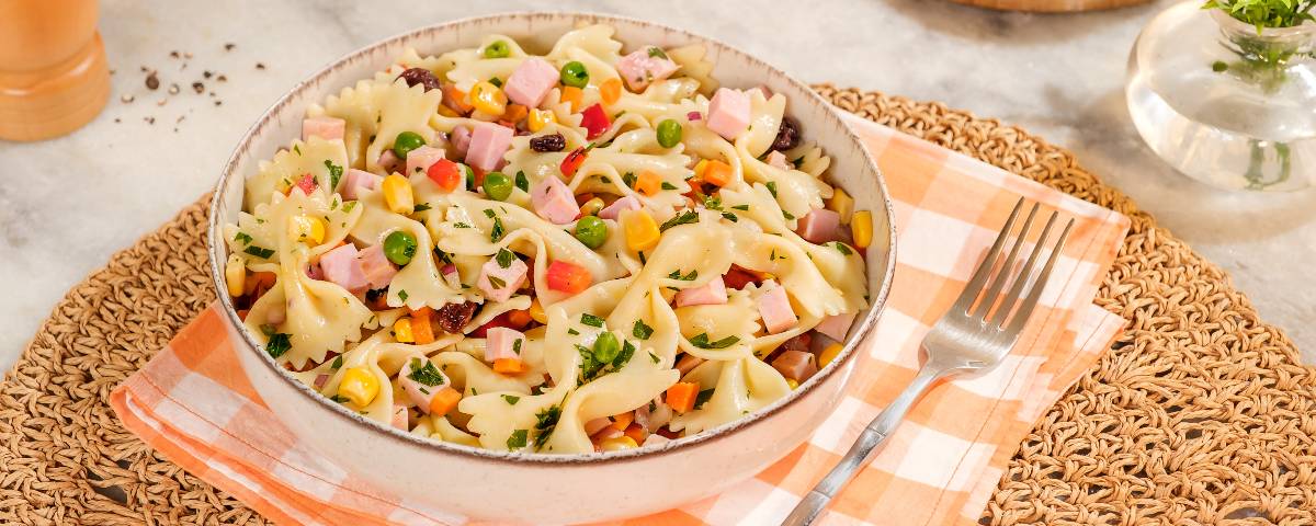 Salada de Macarrão com Levíssimo