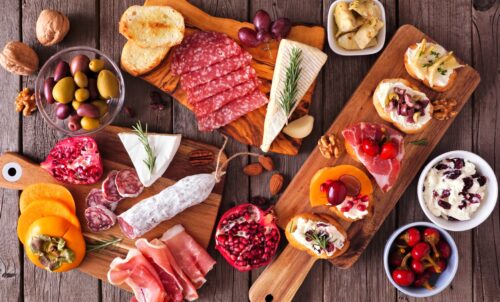 Como montar uma tábua de frios para um brunch de domingo