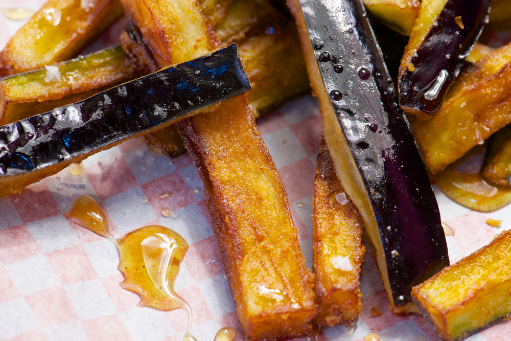 palitos de berinjela crocantes e dourados