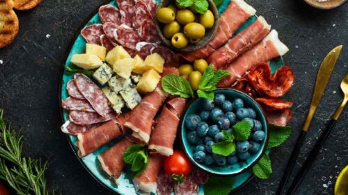 12 ideias para montar uma tábua de petiscos incrível