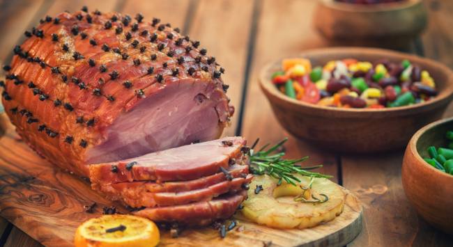 Tender com Abacaxi Caramelizado e Defumado