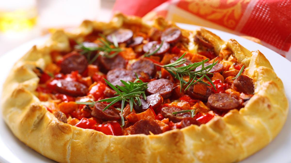 8 formas de fazer uma torta de salsicha deliciosa