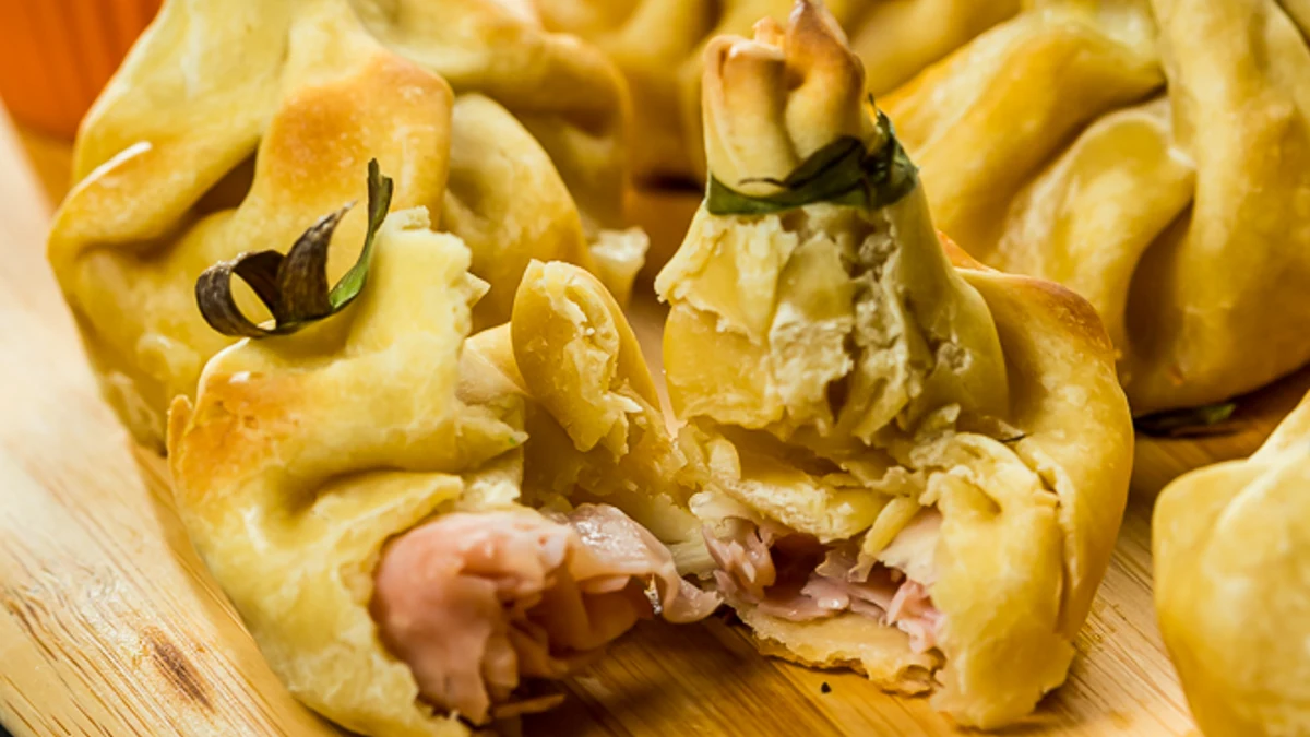 Trouxinha de Frio de Peito de Frango Defumado com Queijo